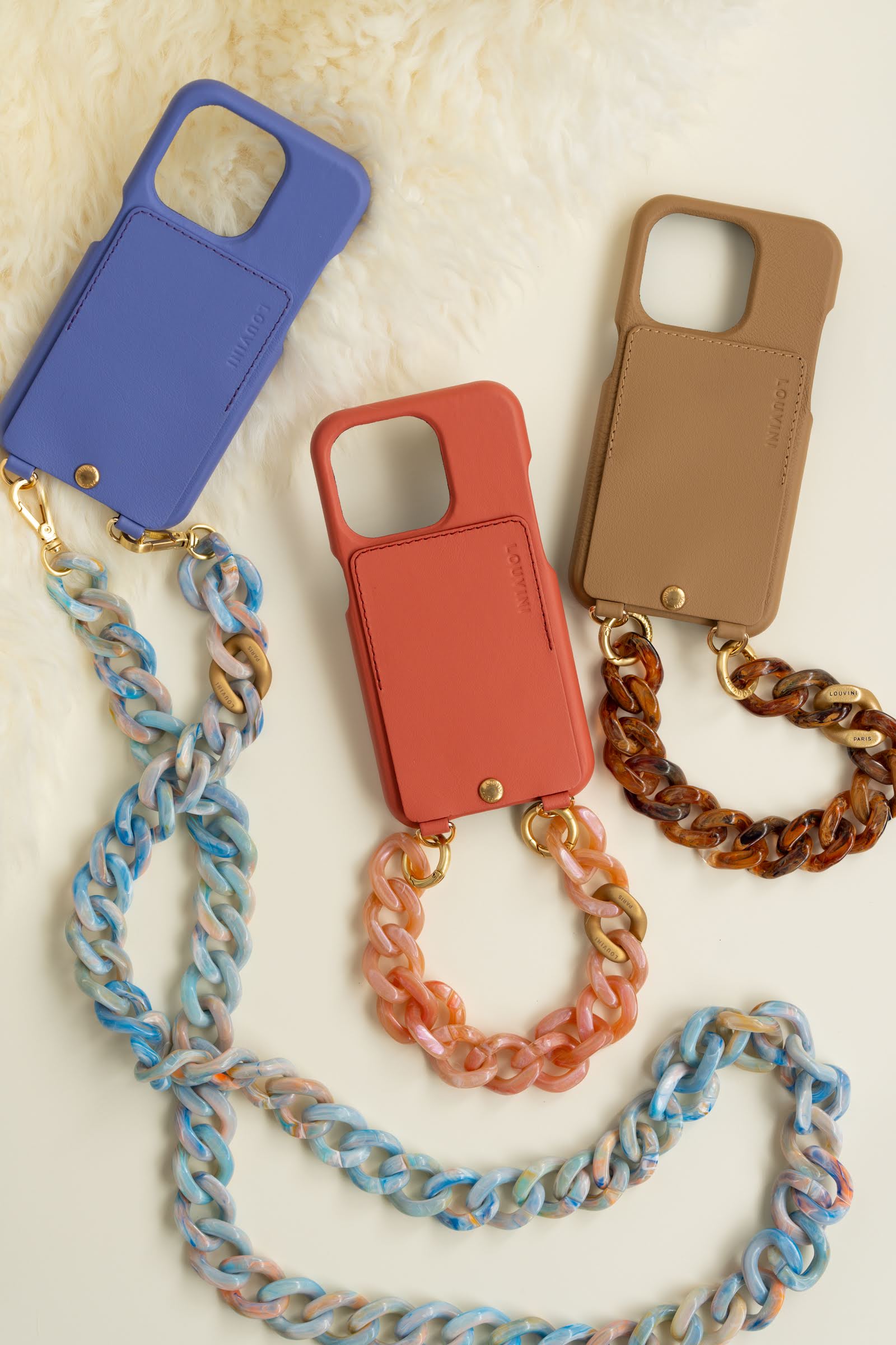 美品LOUVINI Paris ①13proケースRED②ストラップBLUSH Louvini Paris – – R deco interiors