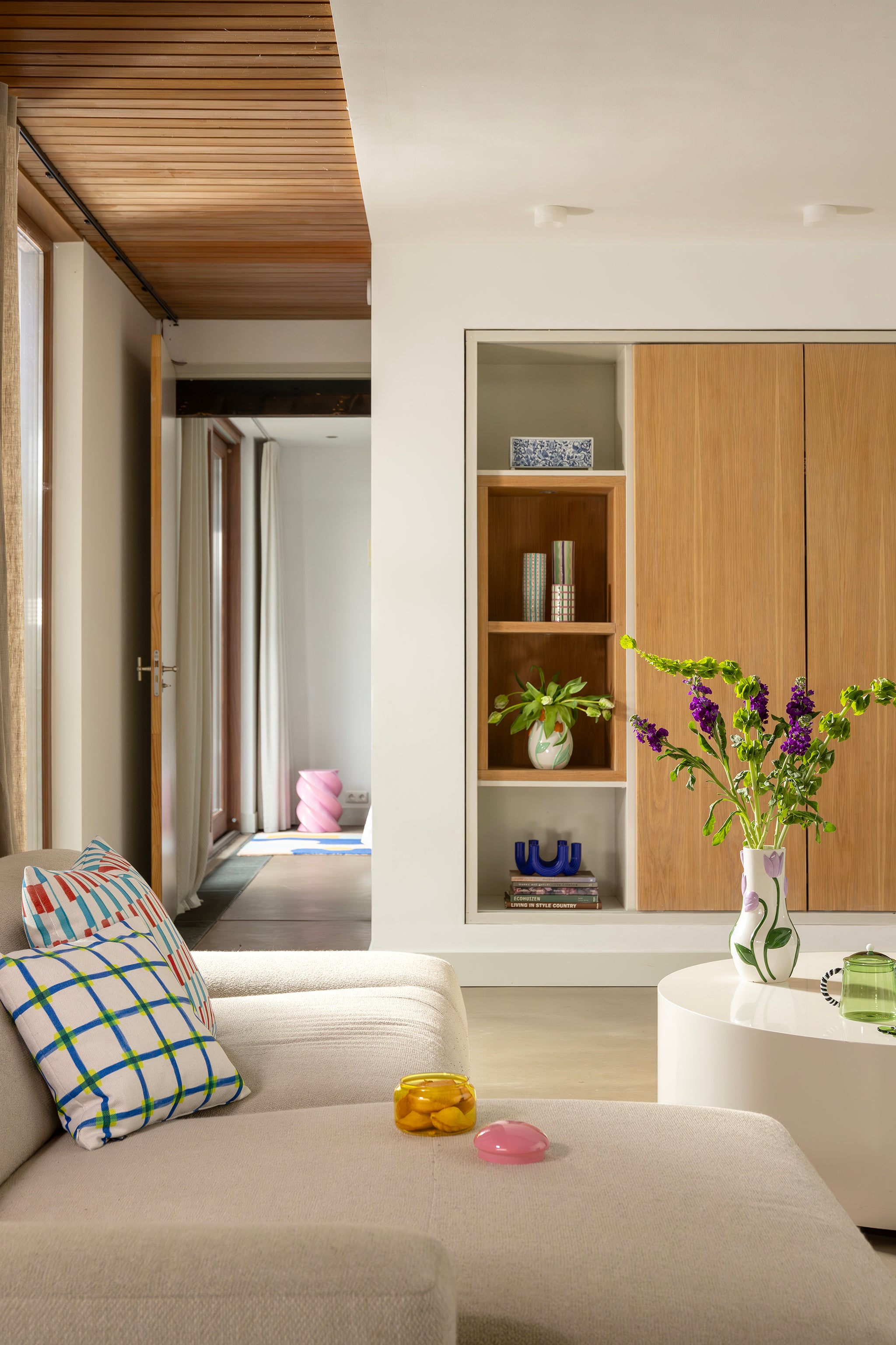 チューリップフラワーベース パープル – R deco interiors